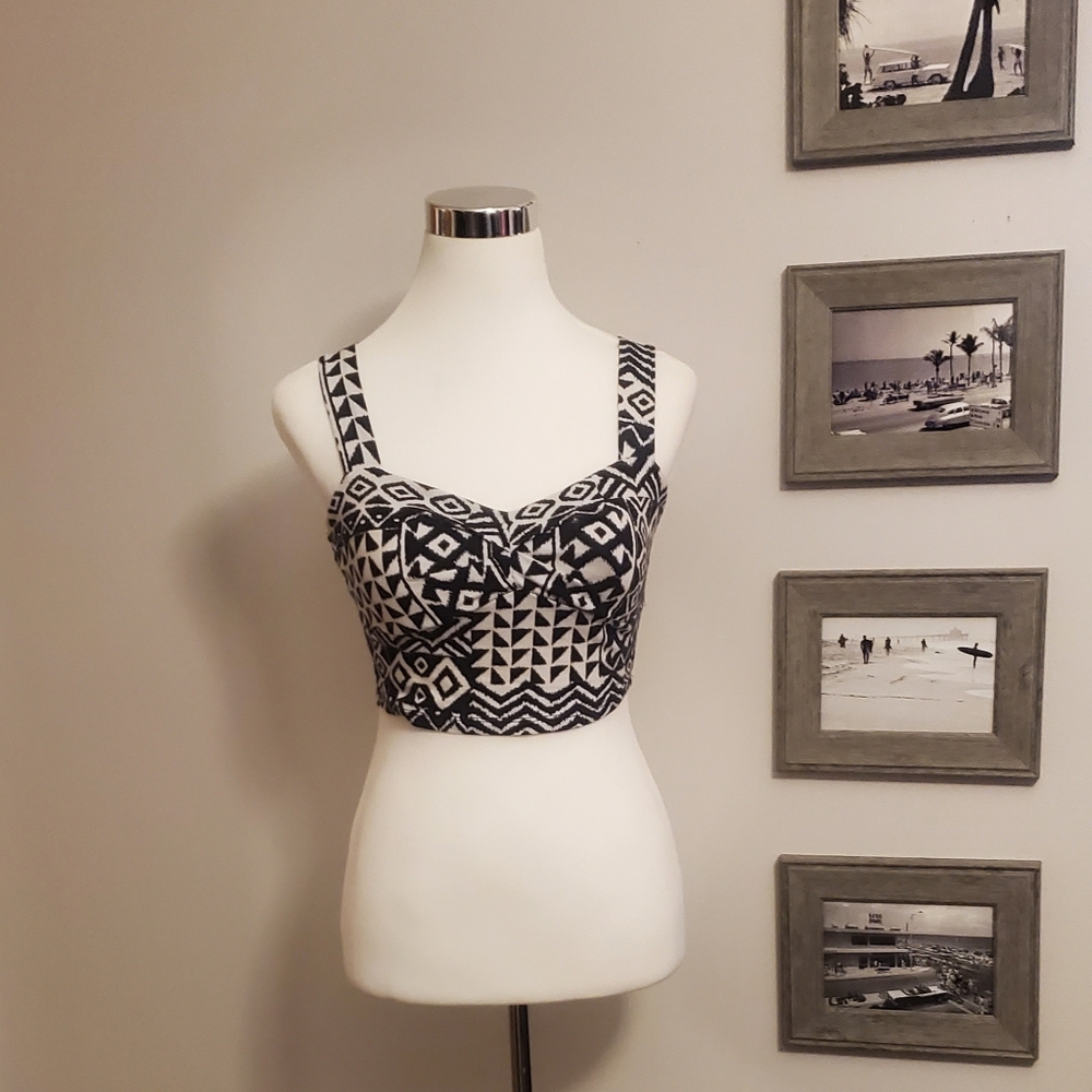 Deb crop top